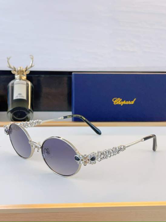 Picture of Chopard Sunglasses _SKUfw80049835fw